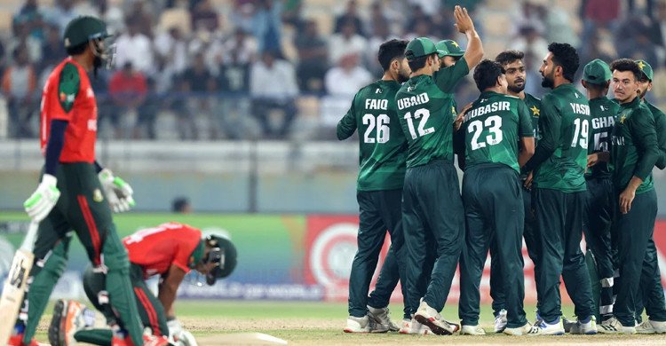 সুপার ওভারের নাটকীয়তায় বাংলাদেশের স্বপ্নভঙ্গ, তৃতীয়বার চ্যাম্পিয়ন পাকিস্তান